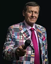 Display photo for CancerCare and Craig Sager Team Up for AML Awareness Month
